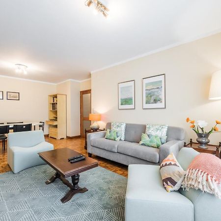 شقة Guestready - Eclectic Haven In The Heart Of بورتو المظهر الخارجي الصورة
